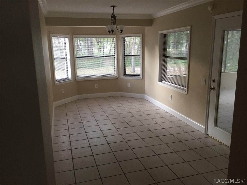 740 N Charles Ave - Photo 6 of 14