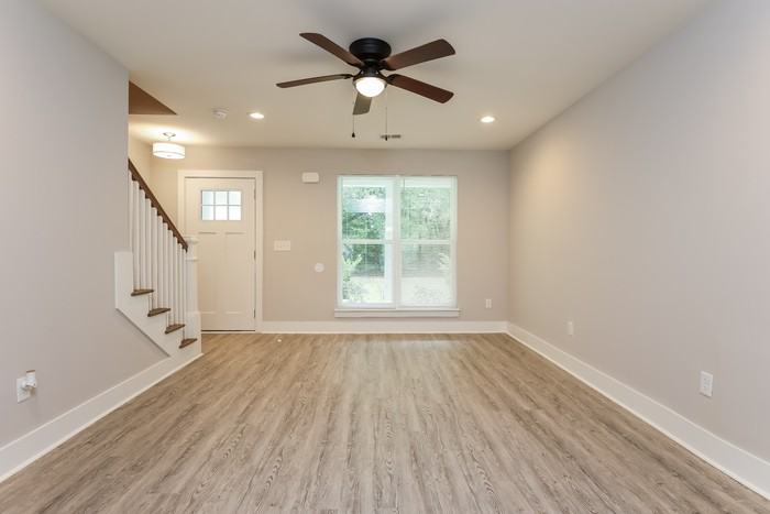 1156 Biering Rd - Photo 6 of 13