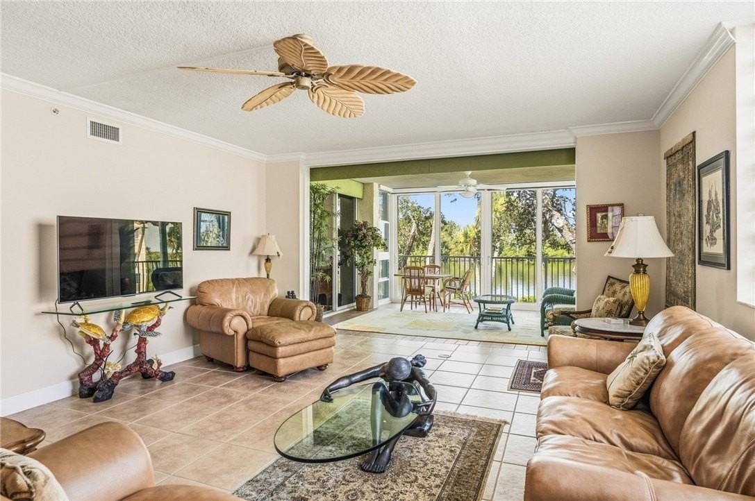 8865 W Orchid Island Cir #205 - Photo 2 of 35