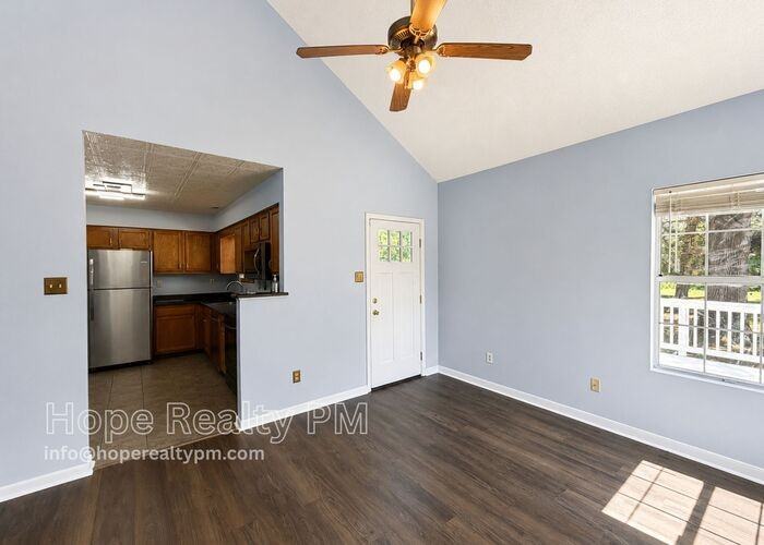 3511 Silver Oak Ct - Photo 7 of 20