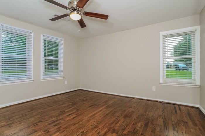 4432 Gene Ln - Photo 7 of 12