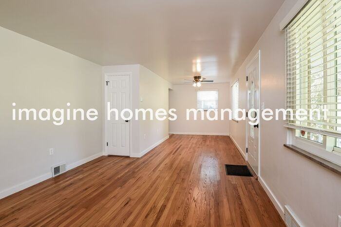 5968 Library Rd - Photo 4 of 17