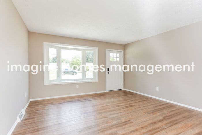 915 Lloyd Ave - Photo 5 of 20