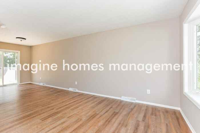 915 Lloyd Ave - Photo 6 of 20