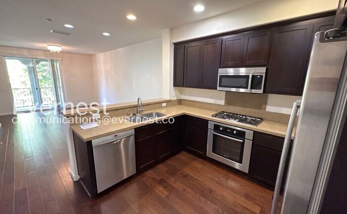 602 Cedarville Ln - Photo 6 of 26