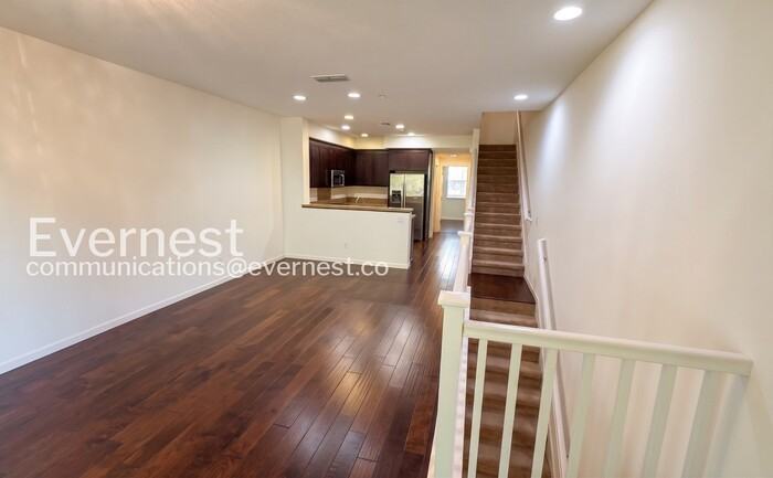602 Cedarville Ln - Photo 7 of 26