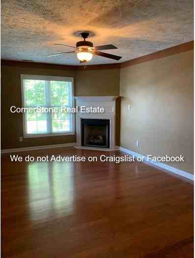 401 Cityview Ln - Photo 3 of 17