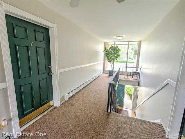 1942 Axtell Dr #7 - Photo 2 of 17
