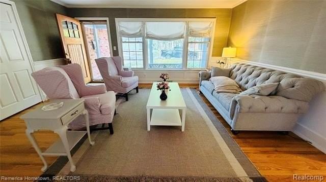 1451 Hartsough St - Photo 2 of 18