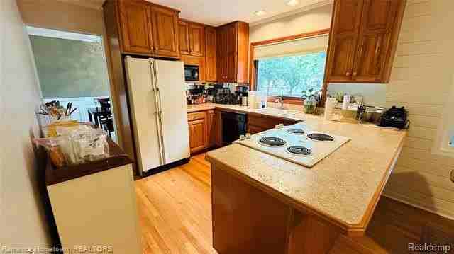 1451 Hartsough St - Photo 4 of 18