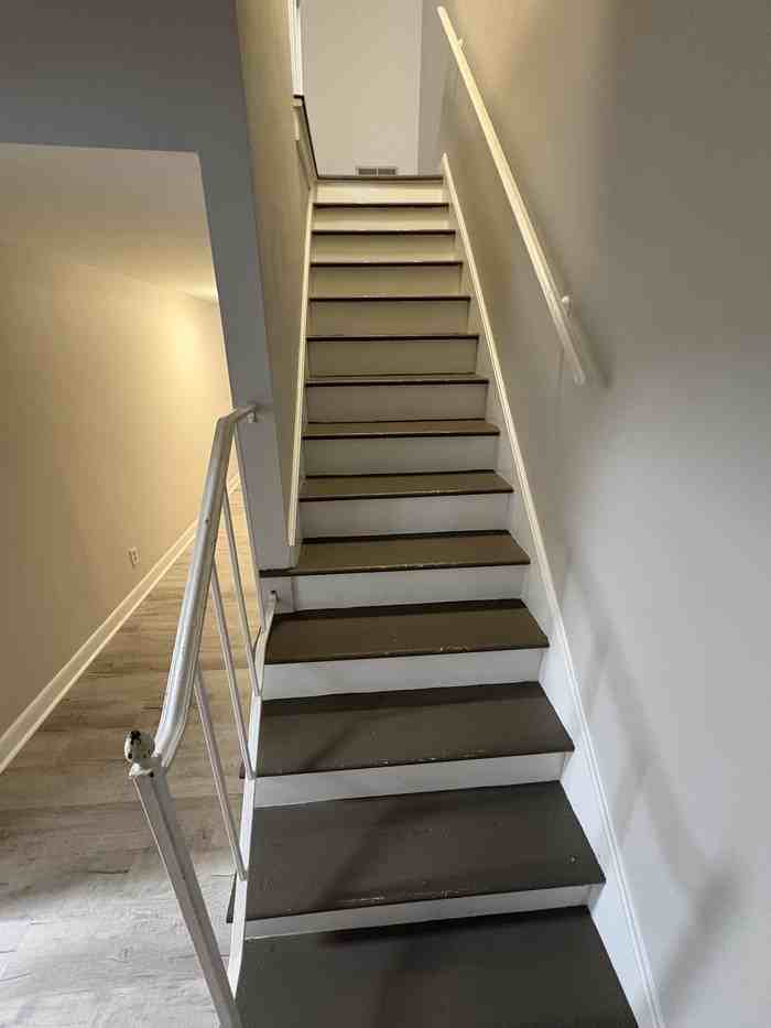 126 Jefferson Pl - Photo 7 of 16