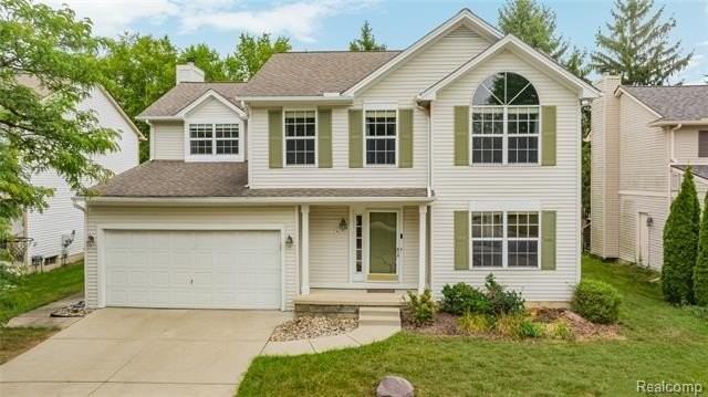 47258 Scarlet Dr N - Photo 3 of 50