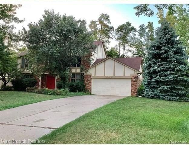 6330 Odessa Dr - Photo 2 of 32