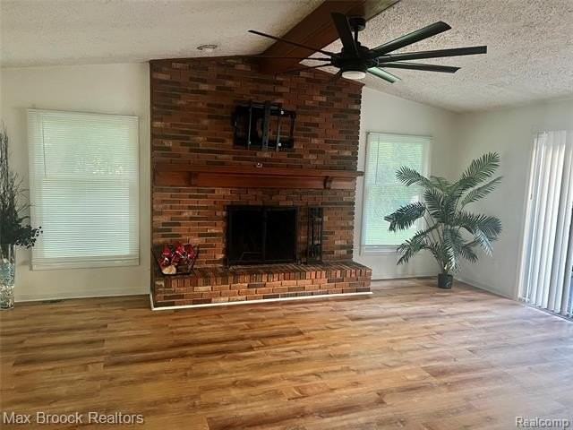 6330 Odessa Dr - Photo 5 of 32