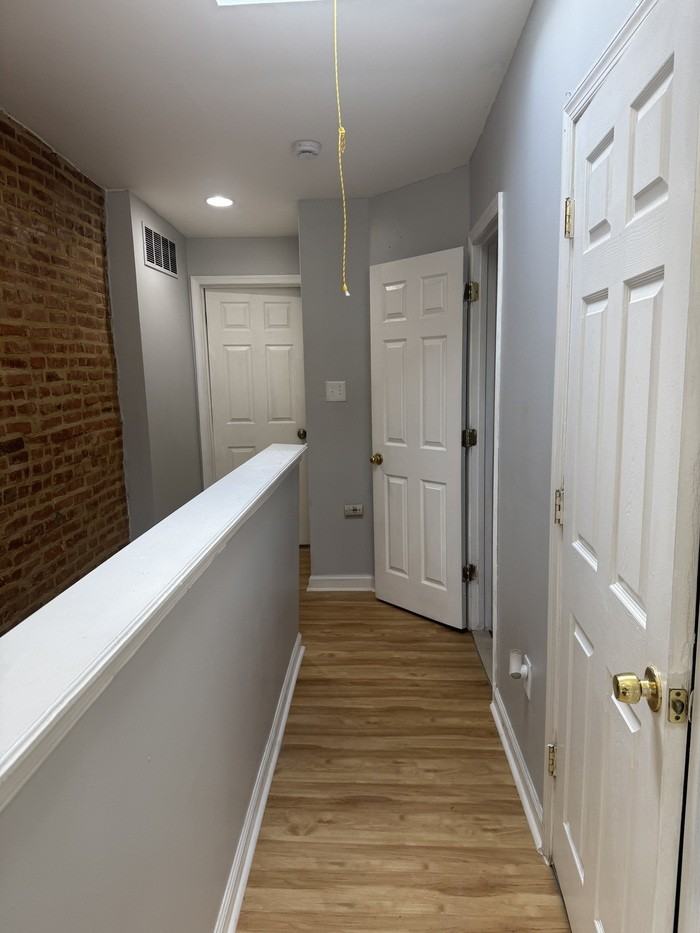 499 N Bradford St - Photo 3 of 9