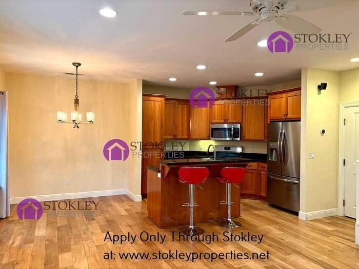 2494 Westcliffe Ln - Photo 5 of 15