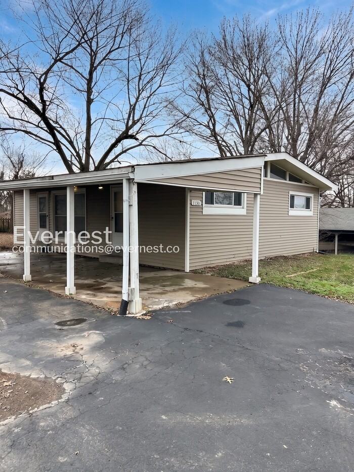 1130 Trampe Ave - Photo 2 of 19