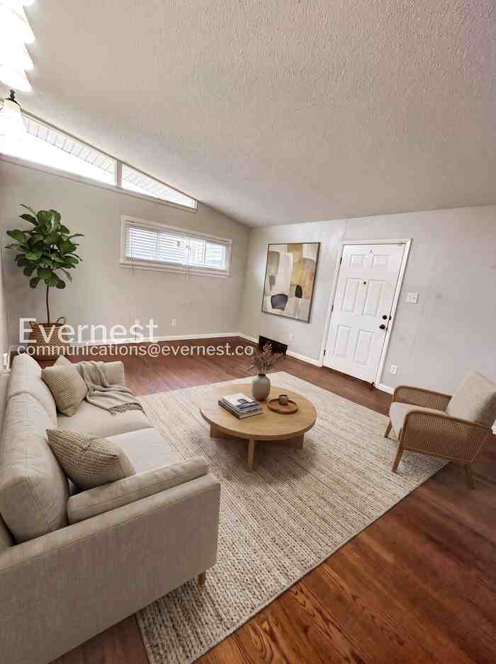 1130 Trampe Ave - Photo 3 of 19