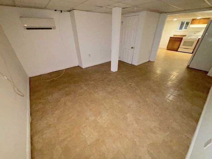 156 Dupont Cir #3 - Photo 7 of 15