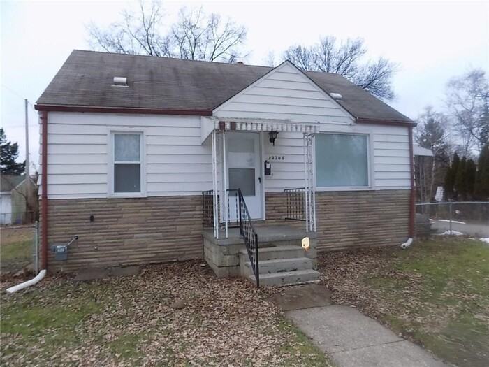 23705 Hill Ave - Photo 3 of 3