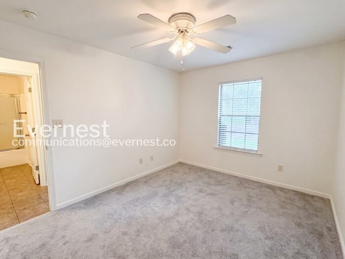 10800 Frenchmen Loop #B - Photo 7 of 20