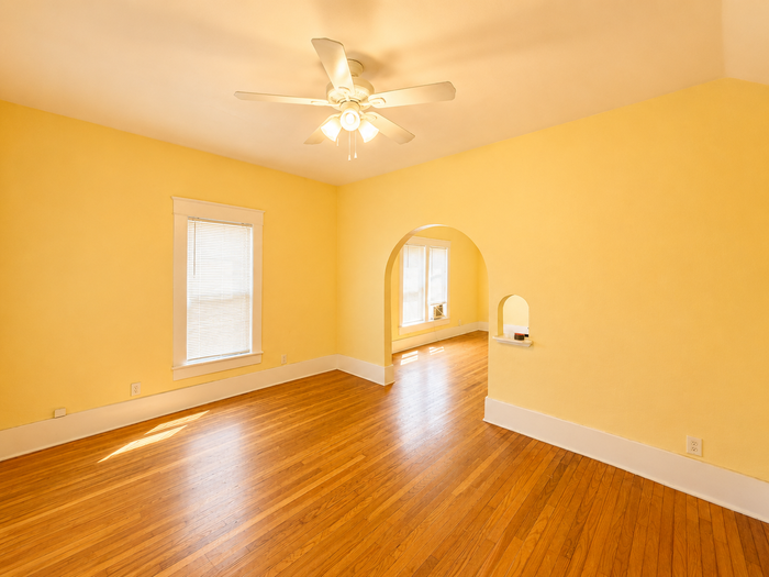 510 N Beard Ave - Photo 6 of 10