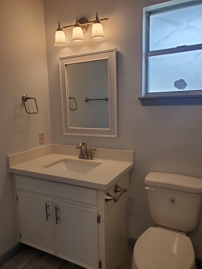 113 E Hoogland Ave - Photo 7 of 20