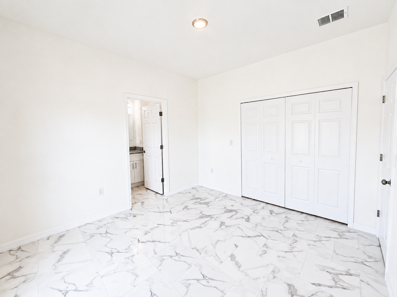 3012 3rd St Sw - Photo 3 of 12