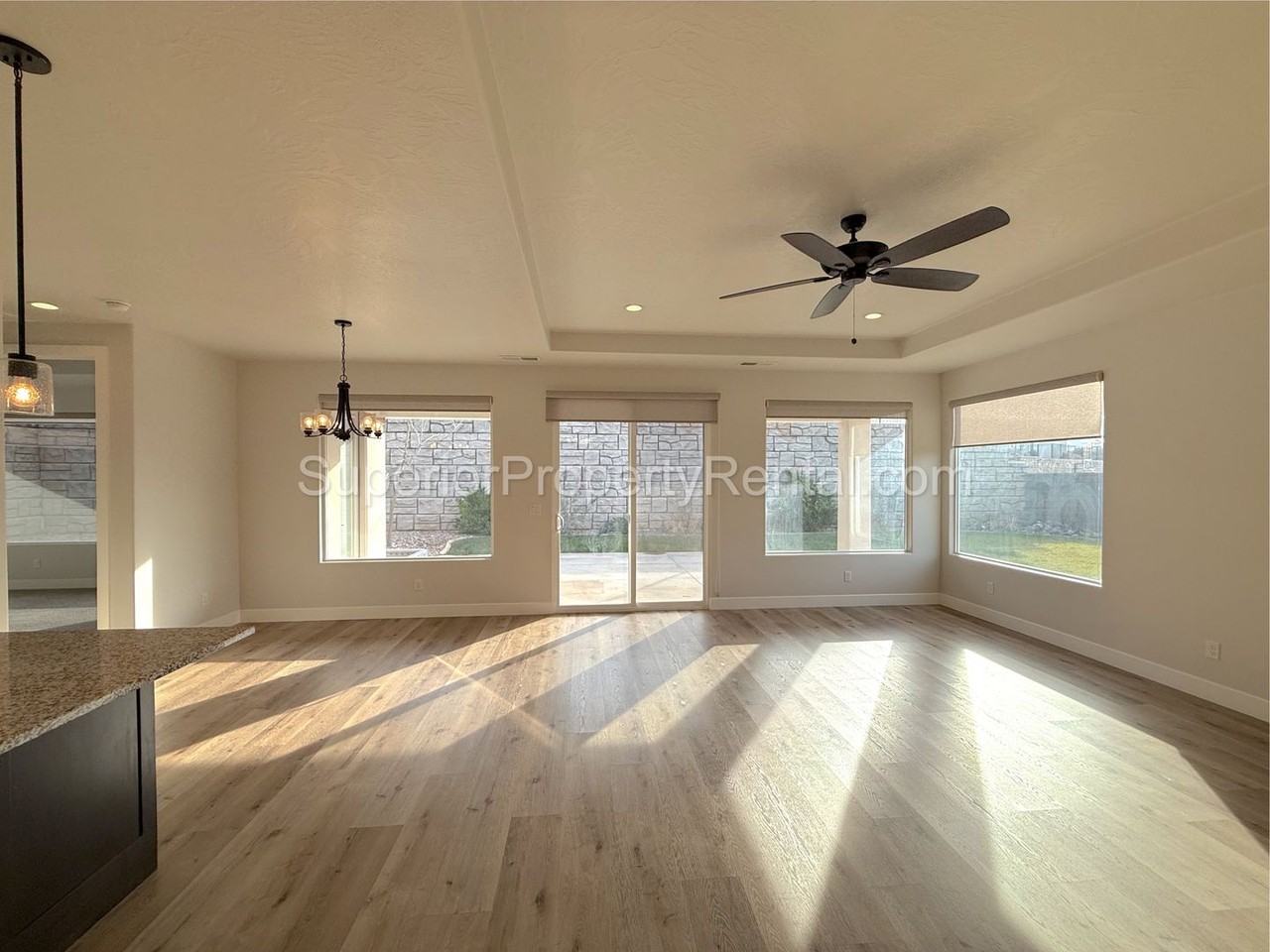 60 E 740 N - Photo 5 of 19