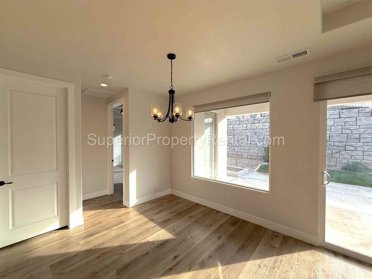 60 E 740 N - Photo 6 of 19