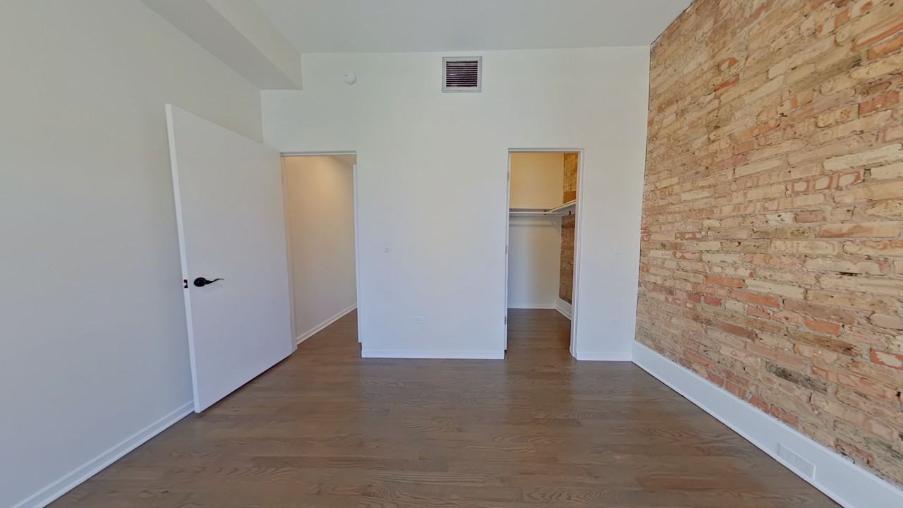 2612 Halsted - Photo 6 of 9