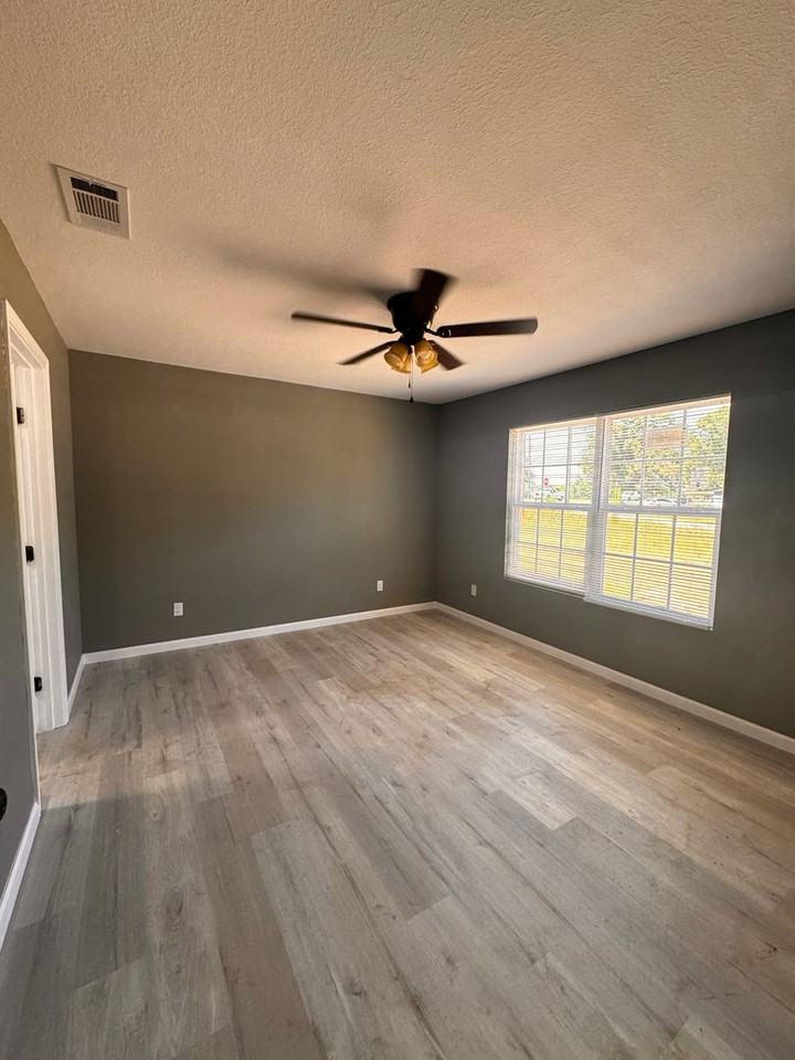 118 Annie Mae Dr - Photo 2 of 9
