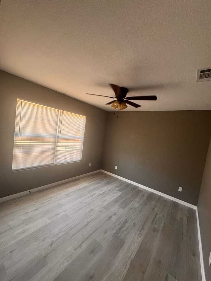 118 Annie Mae Dr - Photo 7 of 9