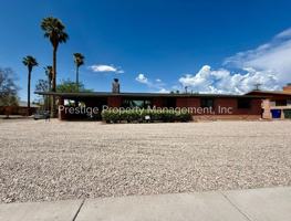 featured image of 3407 E 5th St