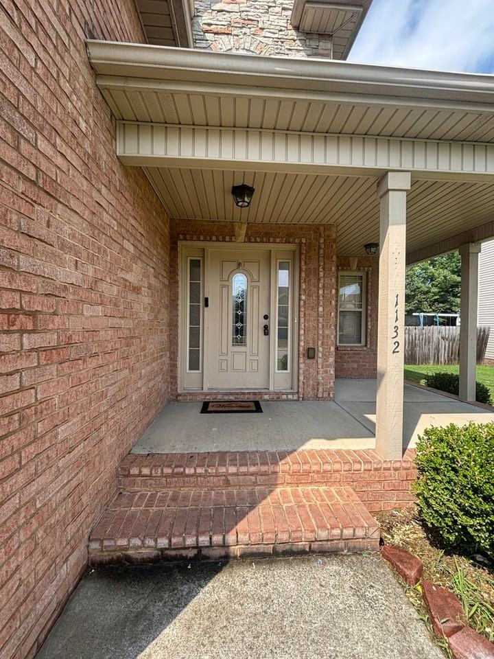 1132 Chinook Cir - Photo 2 of 24