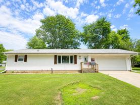 211 Joan St - Photo 1 of 1