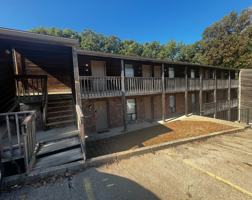 featured image of 100 Amador Ave