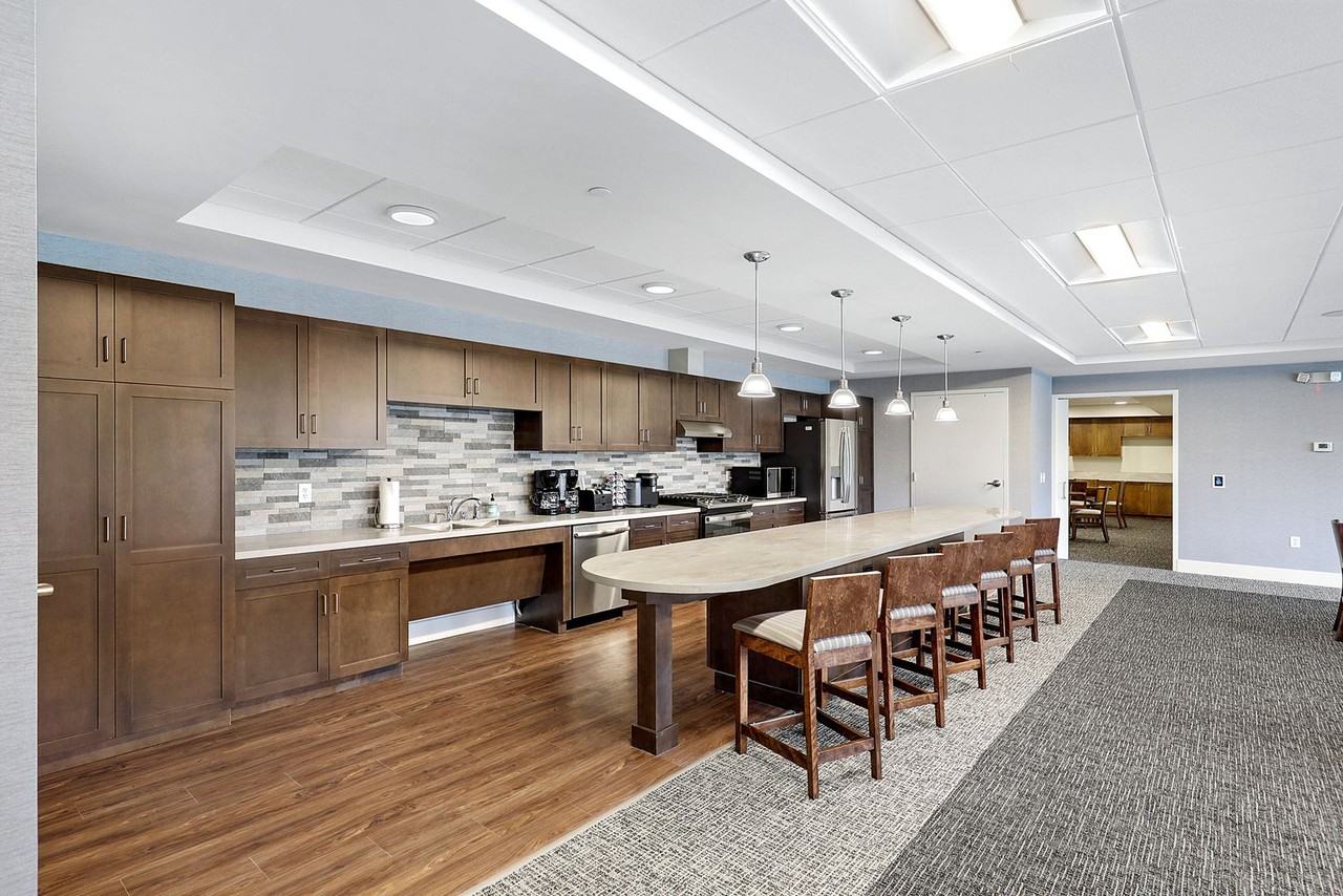 Victoria Apartments - Photo 3 of 22