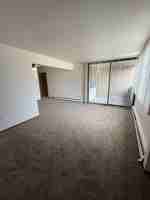 featured image of 3913 S 76th St