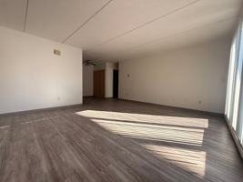 featured image of 3913 S 76th St