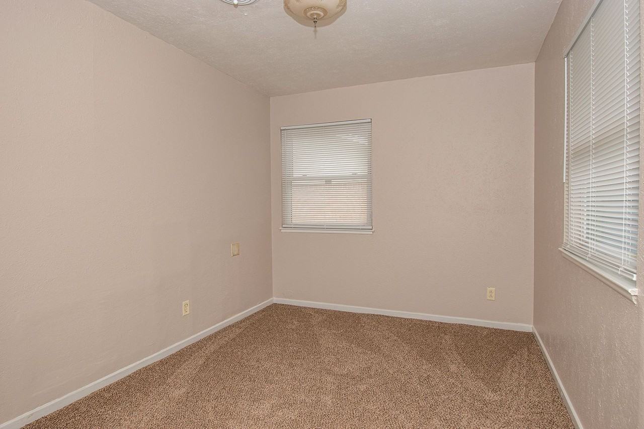 3400 Nashville Ave - Photo 7 of 22