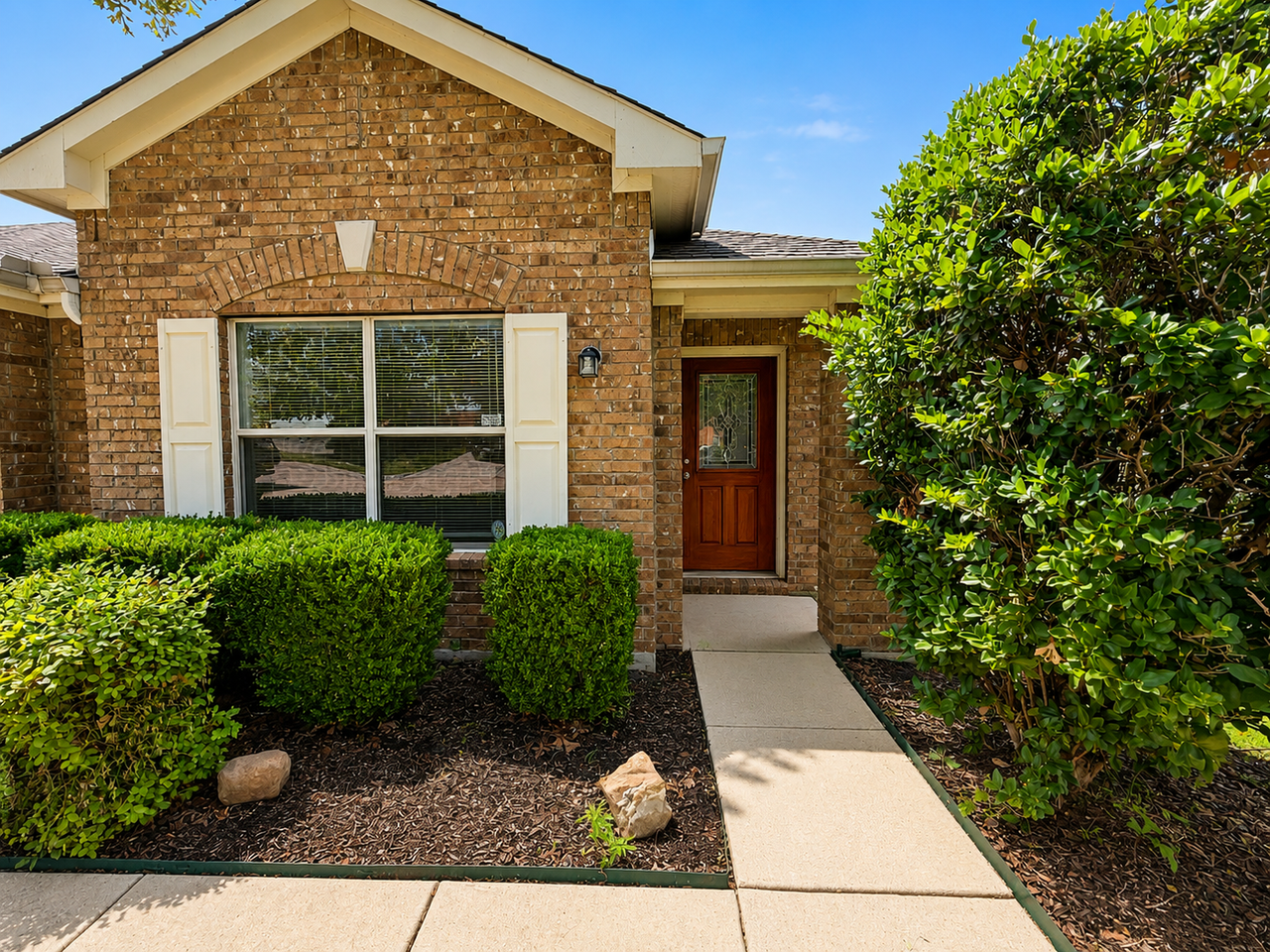 10420 Devin Ln - Photo 3 of 46