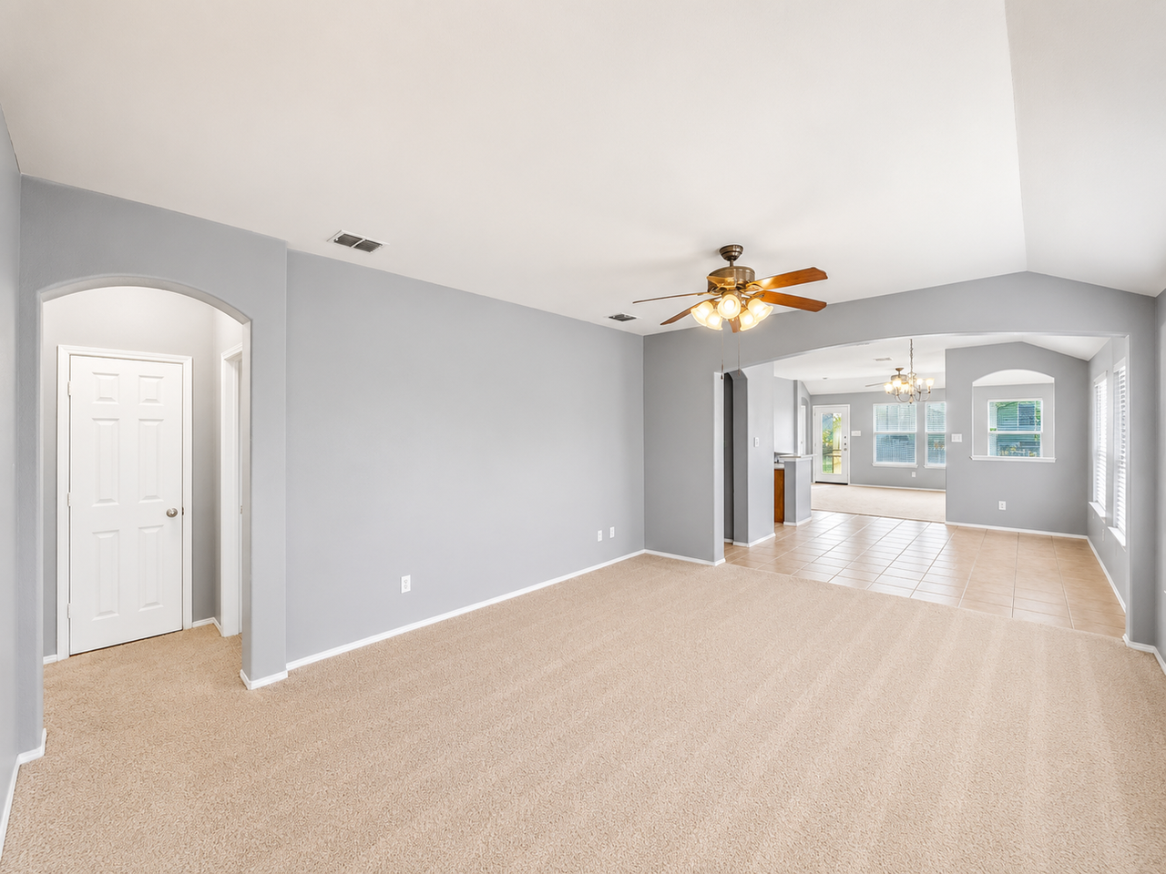 10420 Devin Ln - Photo 6 of 46