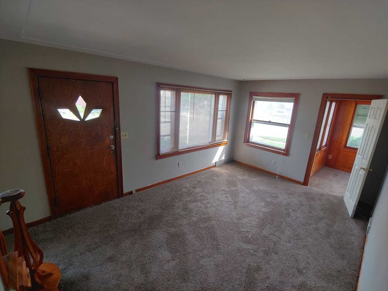 2200 Oberlin Ave - Photo 3 of 20