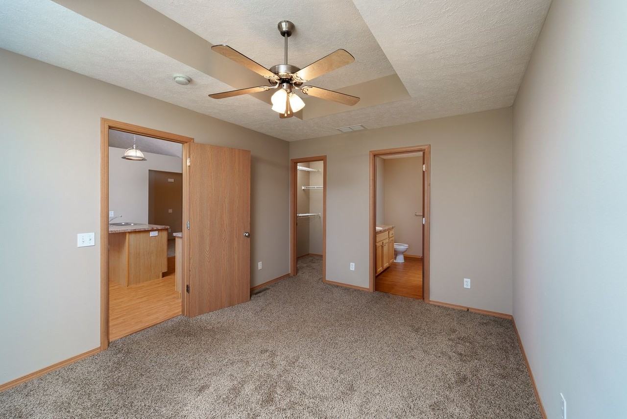 535 N Texas Ave - Photo 6 of 14