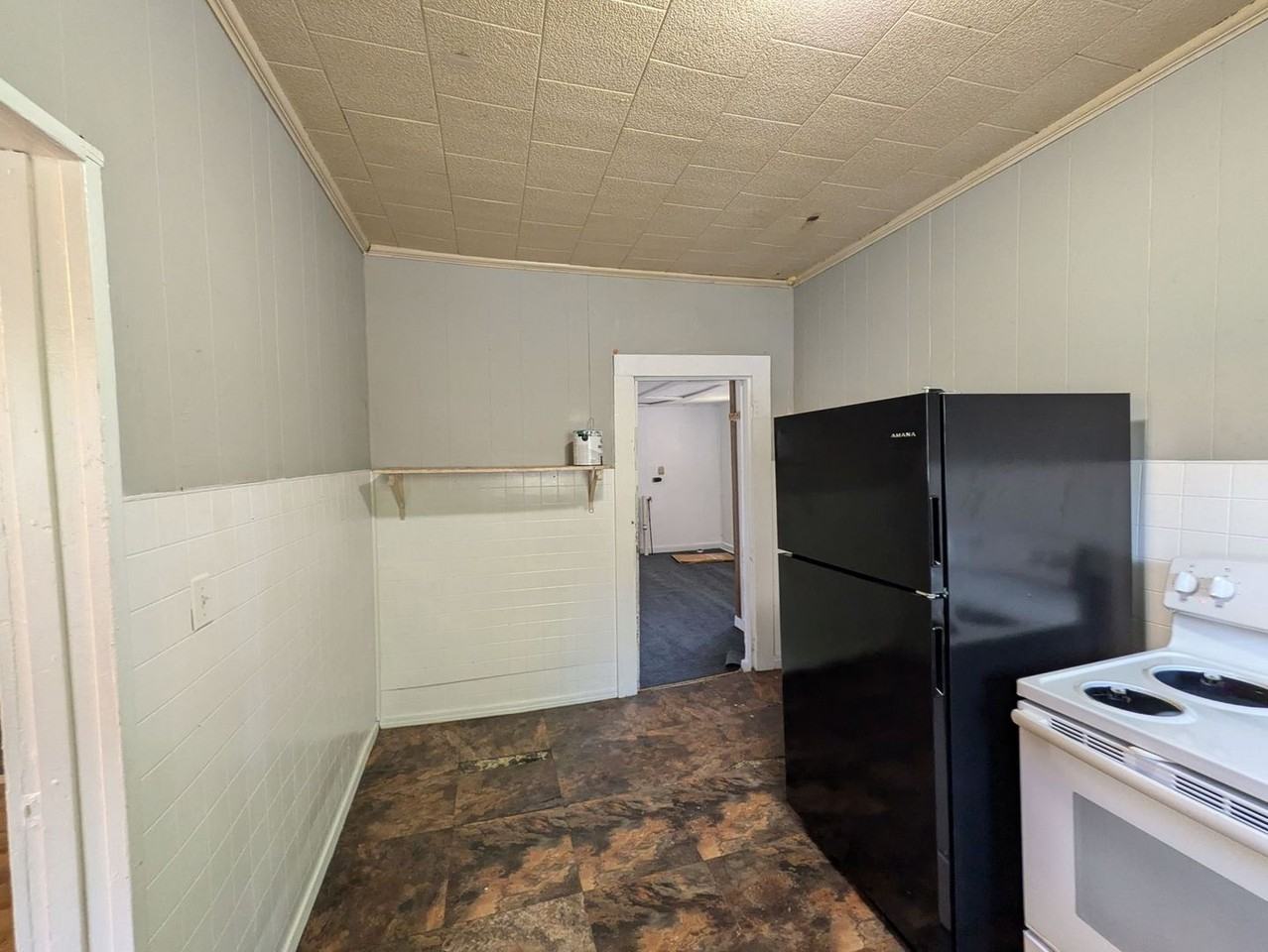 1105 Ewing St - Photo 7 of 14