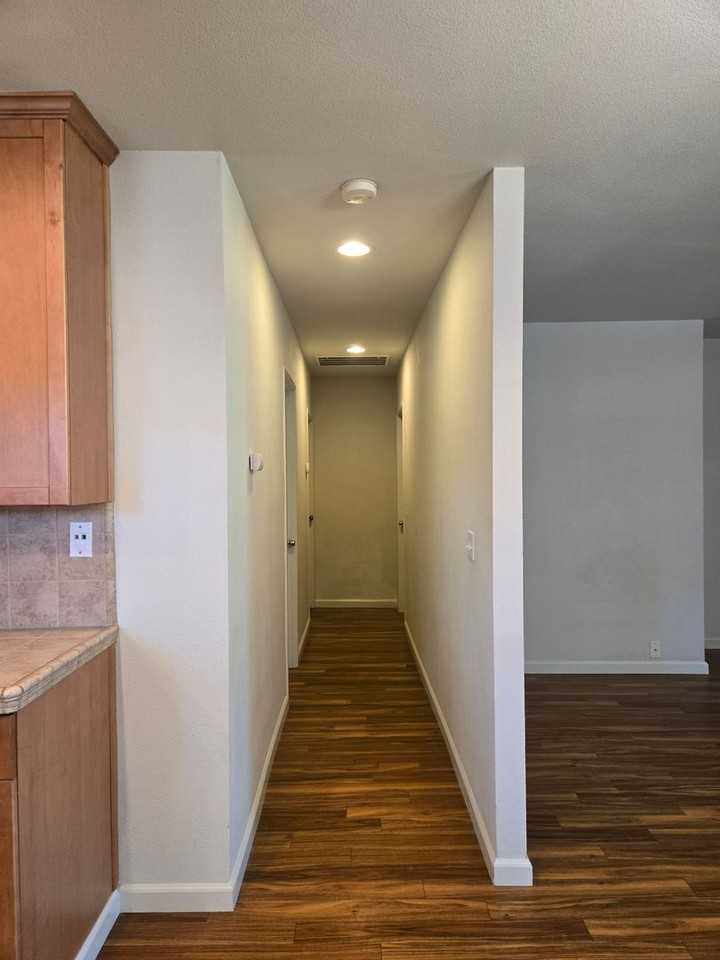 5437 Griffin Rd - Photo 6 of 11