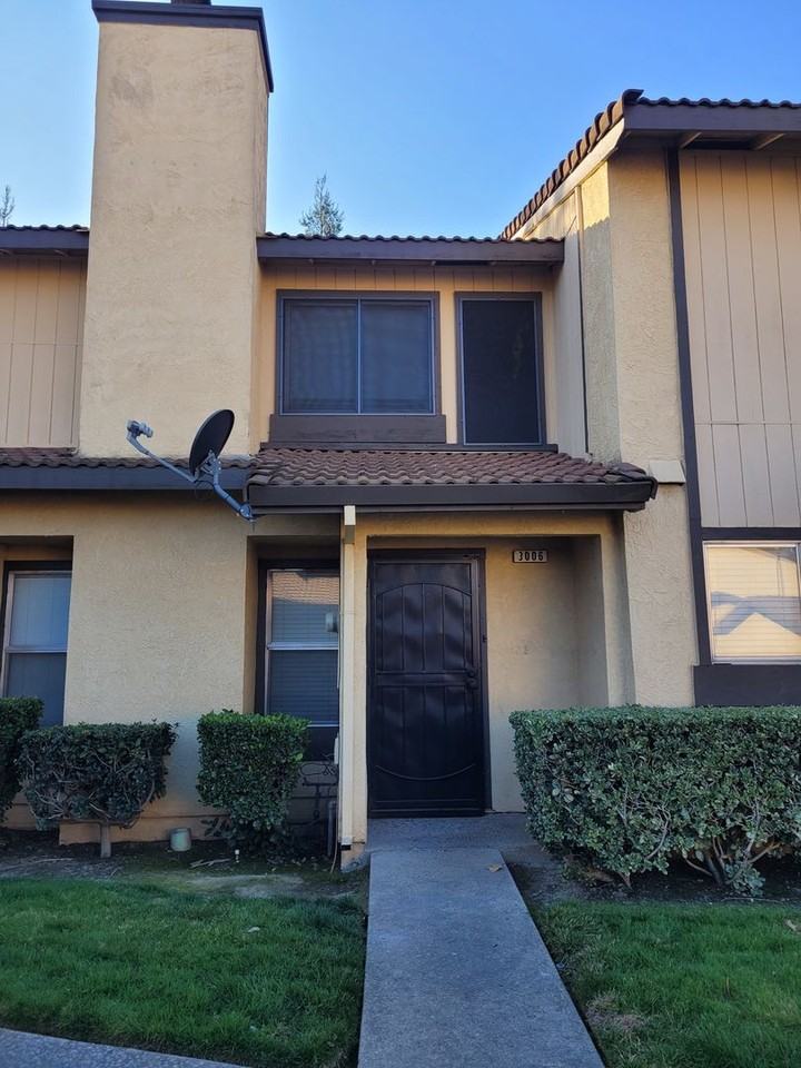 3006 Andre Ln