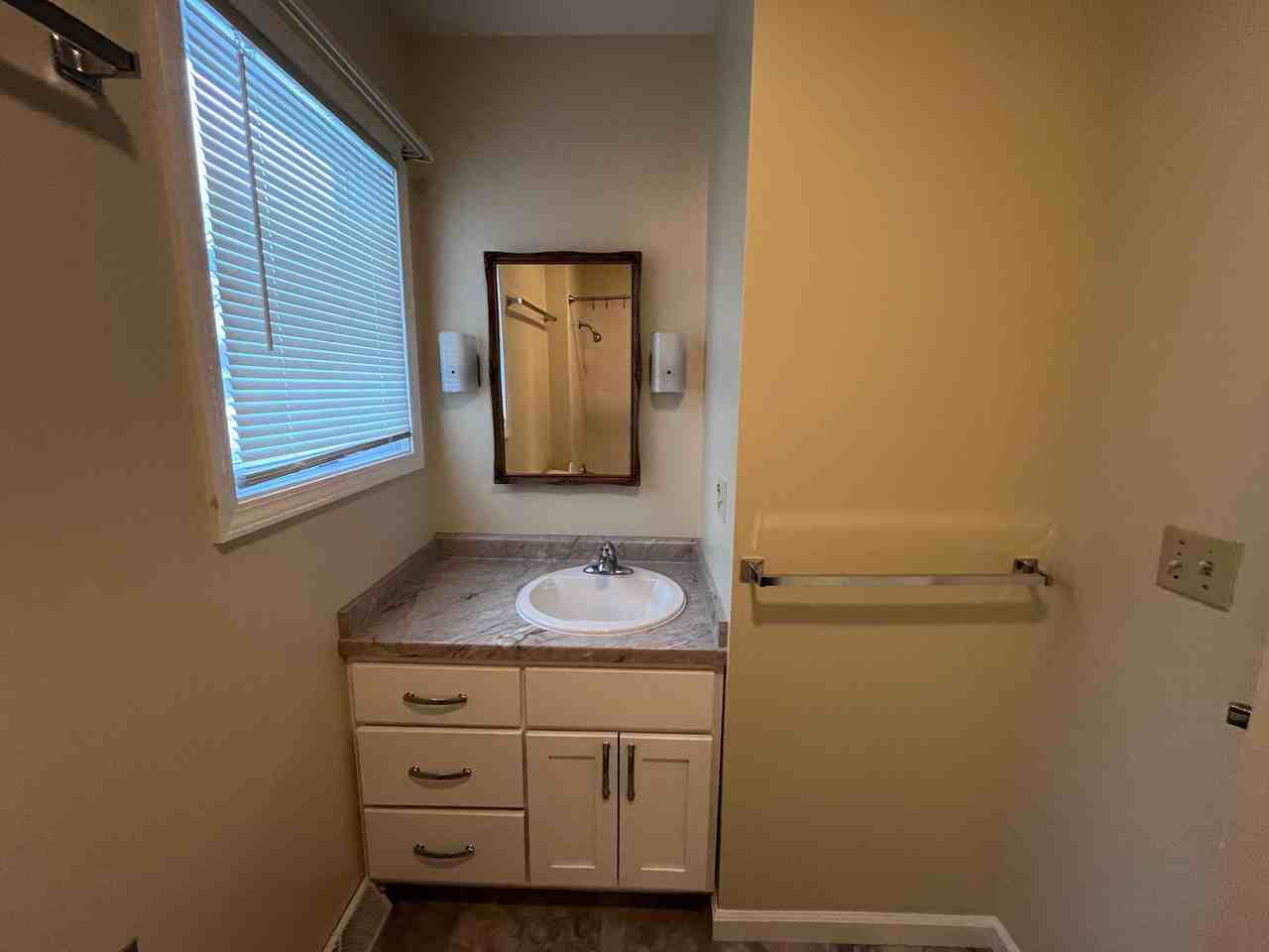 119 N 23rd St #A - Photo 6 of 10