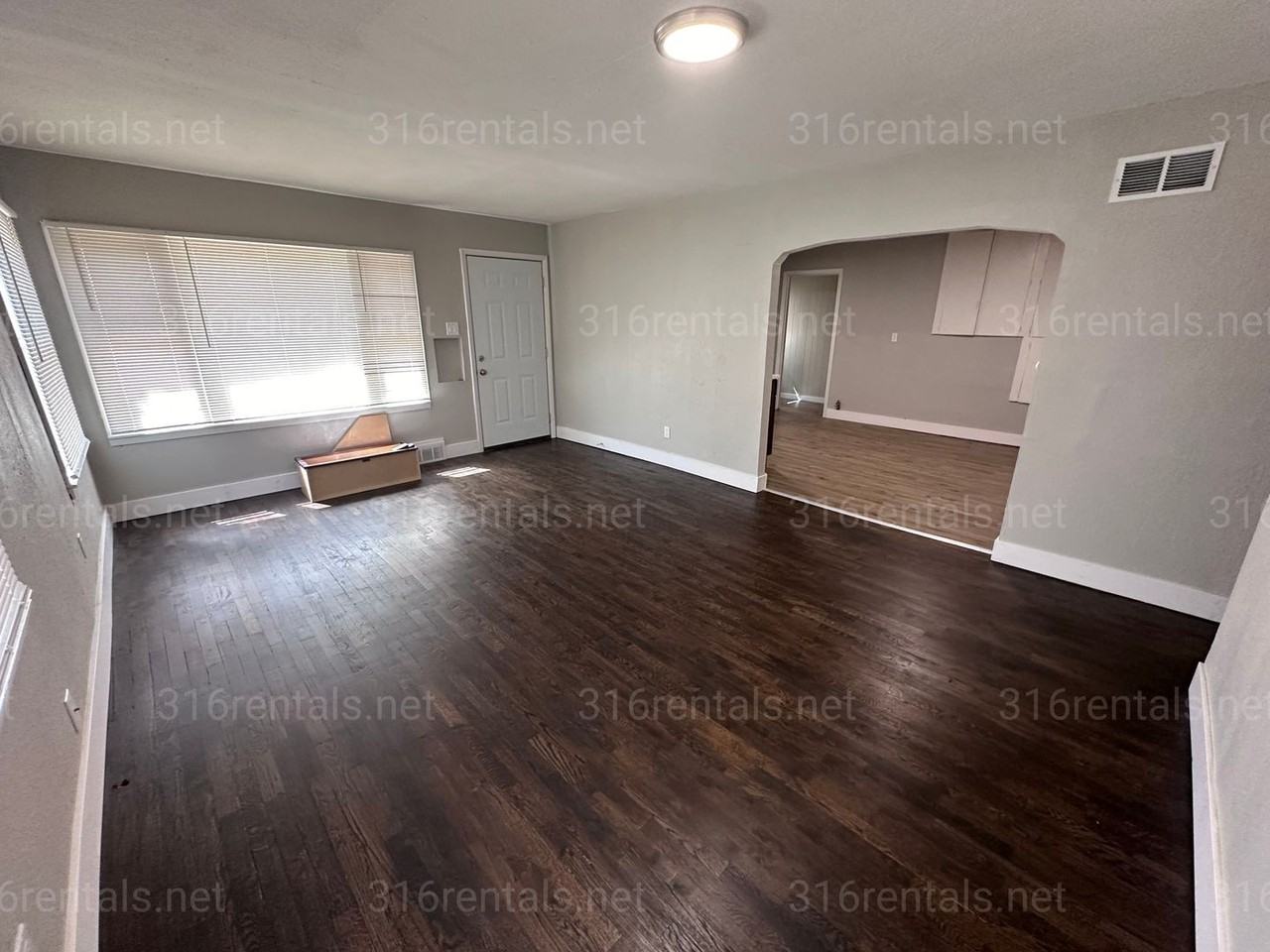 820-822 820-822 N Belmont - 820 N Belmont - Photo 2 of 10
